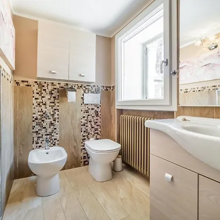 Golfo Dei Poeti! アパート テッラロ